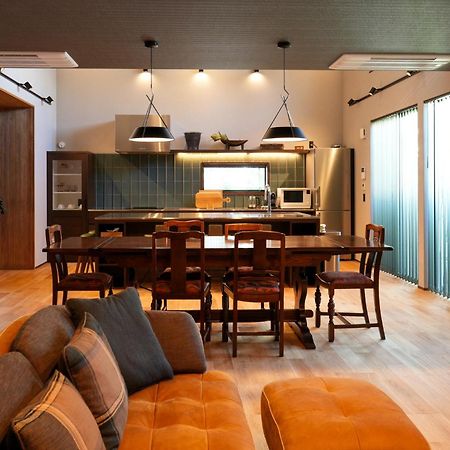 Villa 石の蔵 Hotel Сага Экстерьер фото